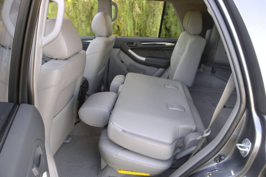  Toyota 4Runner 2006 года  (фото 14 из 50)